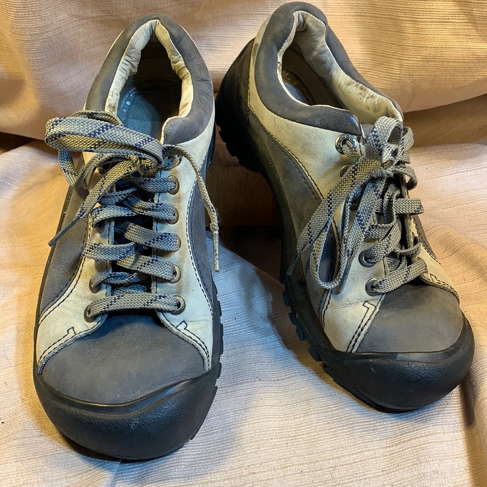 Keen Presidio Leather Lace Up Rubber Toe Shoes